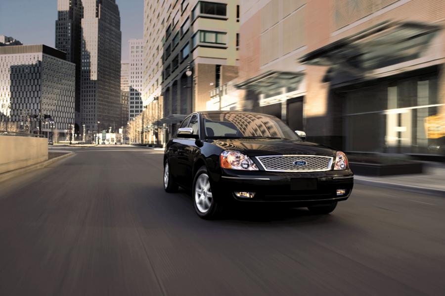  Ford Five Hundred 2005 года  (фото 1 из 99)